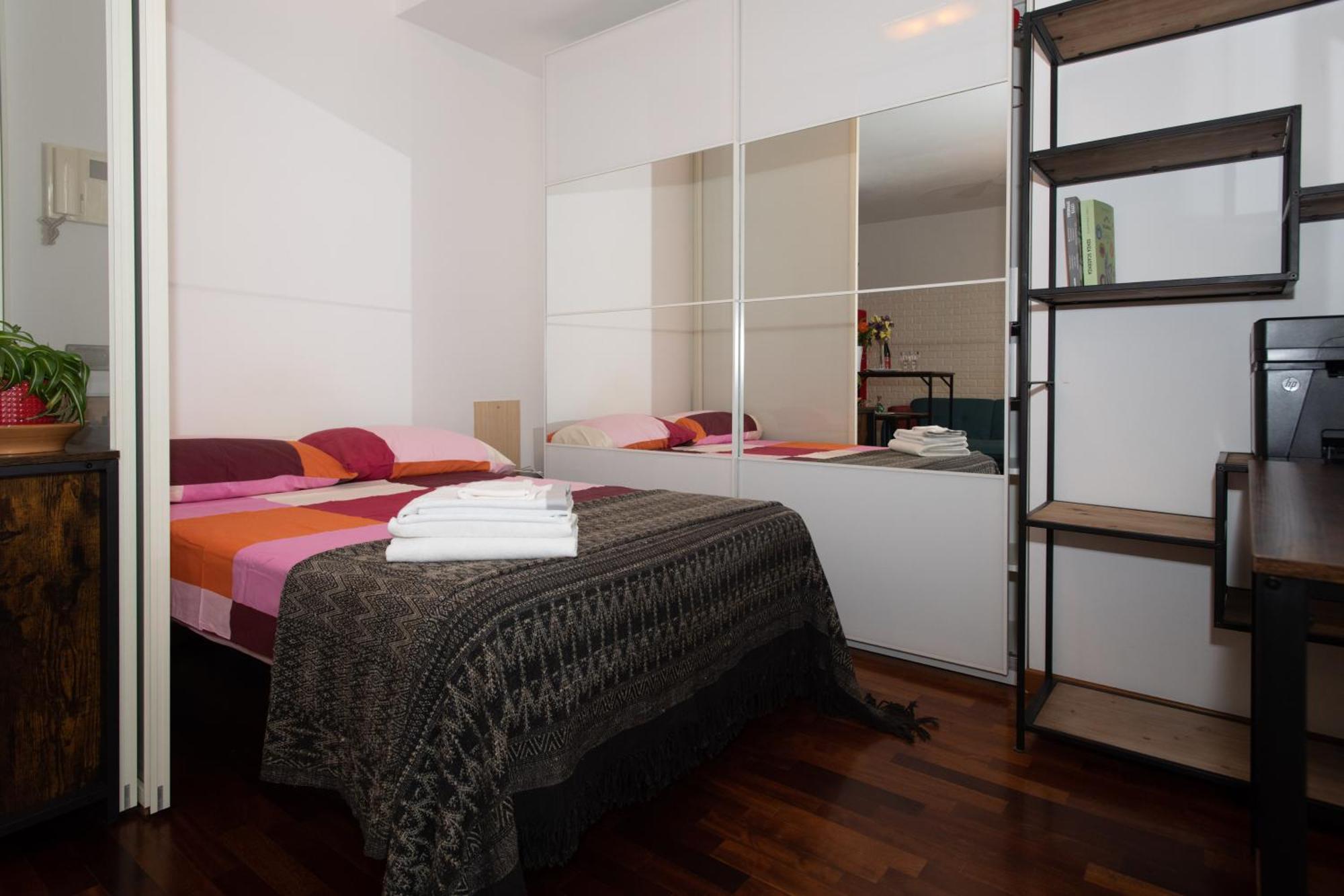 10 Minutes Duomo-Elegant Apt Milano Ngoại thất bức ảnh